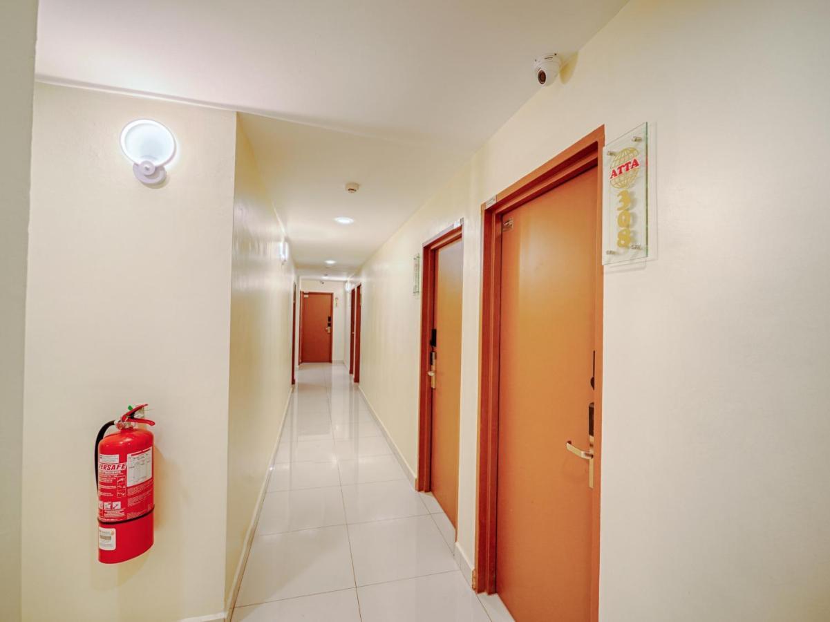 Capital O 89685 Atta Hotel Bukit Mertajam Esterno foto