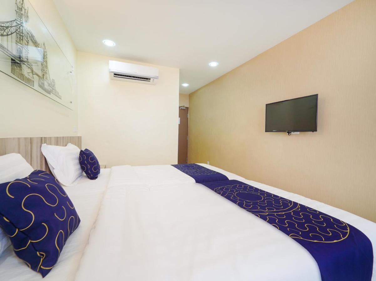 Capital O 89685 Atta Hotel Bukit Mertajam Esterno foto
