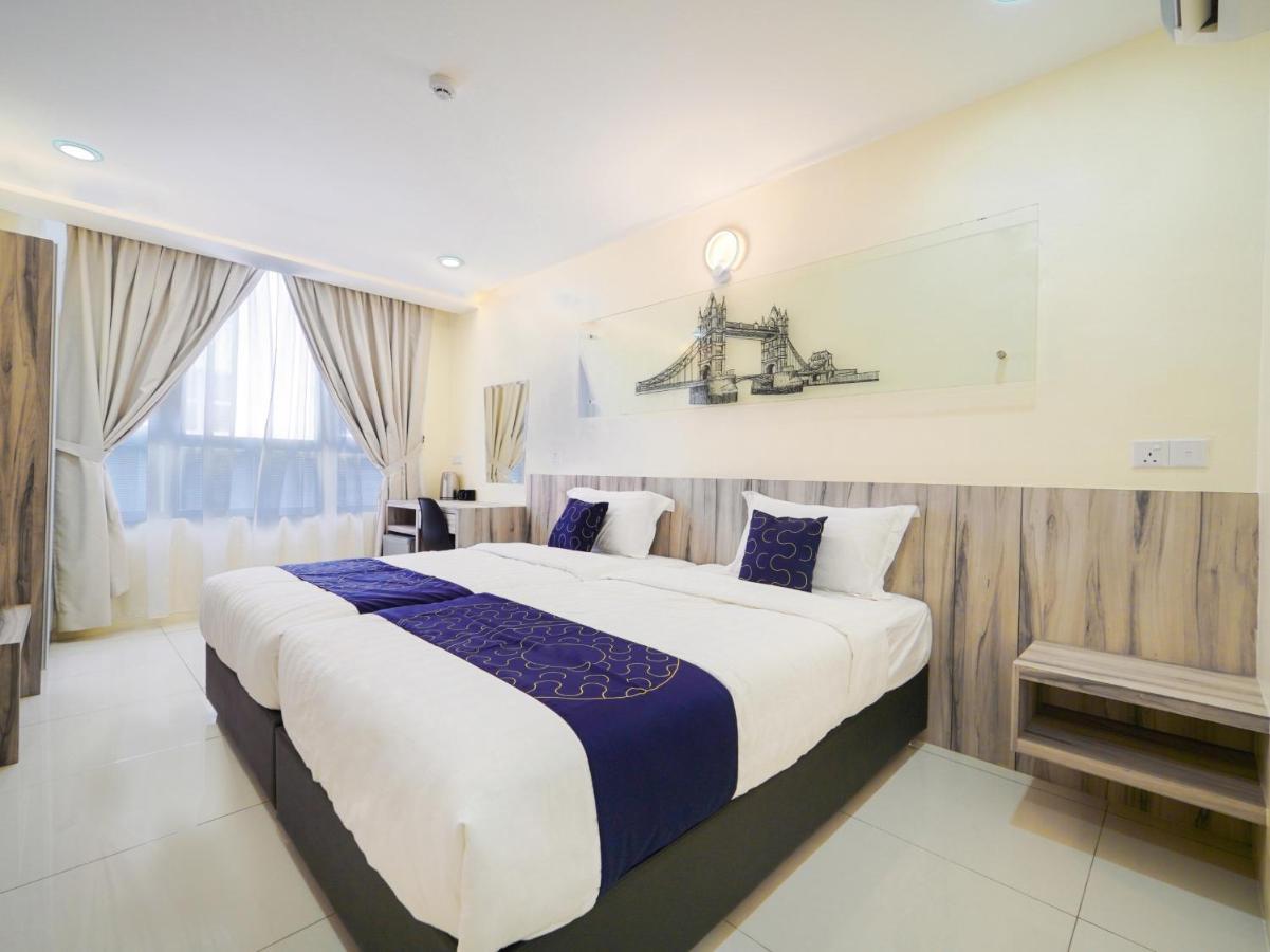 Capital O 89685 Atta Hotel Bukit Mertajam Esterno foto