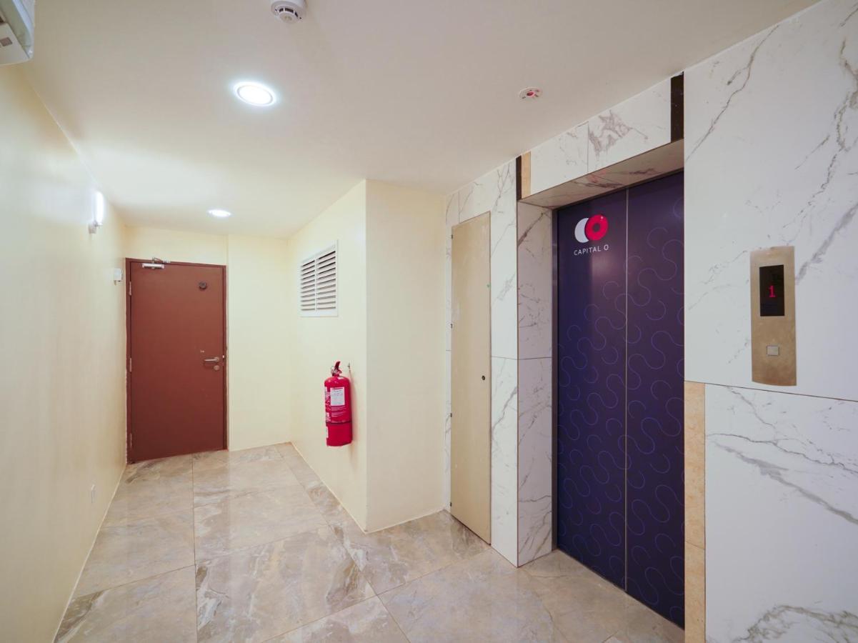 Capital O 89685 Atta Hotel Bukit Mertajam Esterno foto